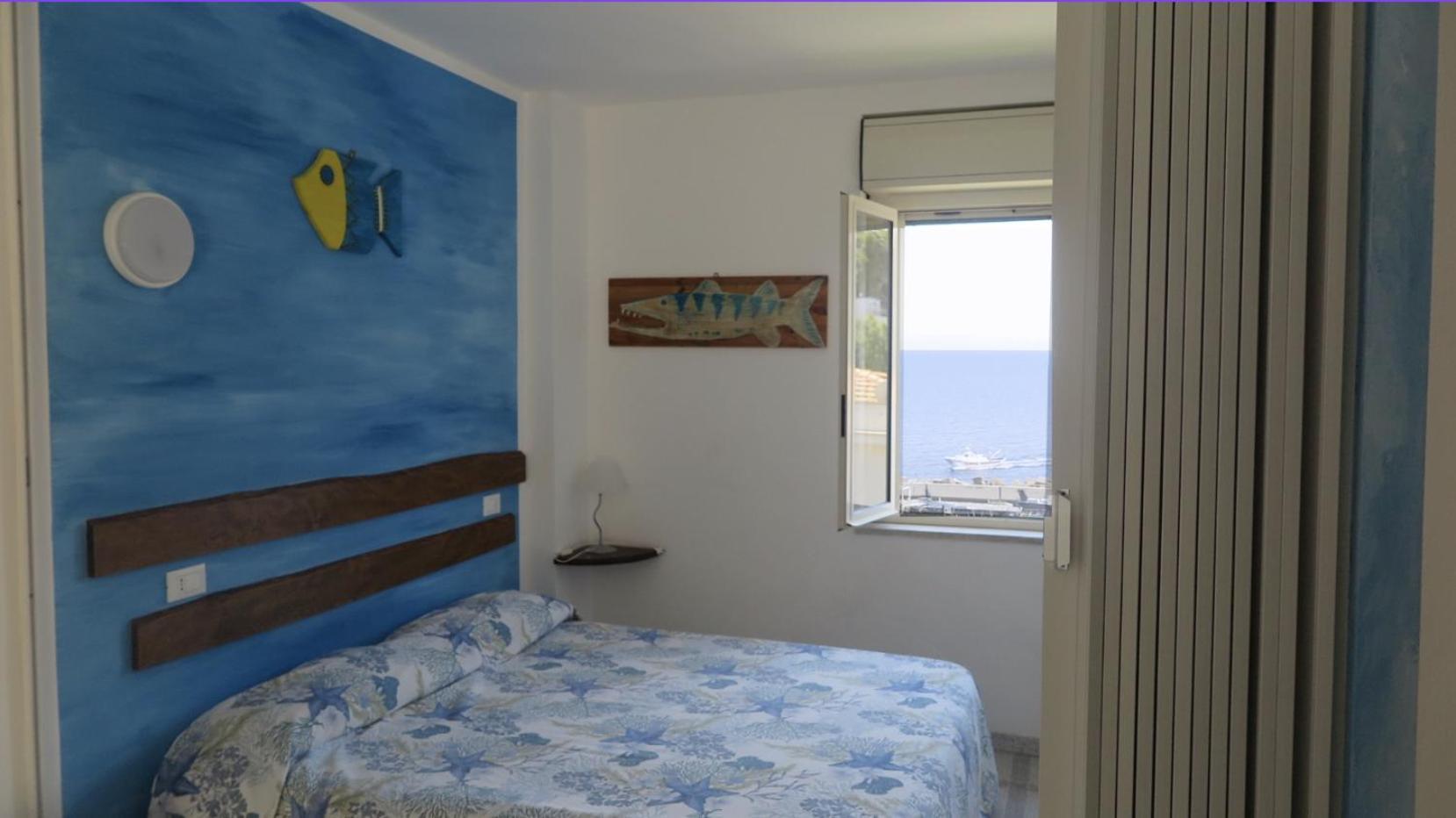 Cottage Sul Mare Isola di Ustica Zimmer foto