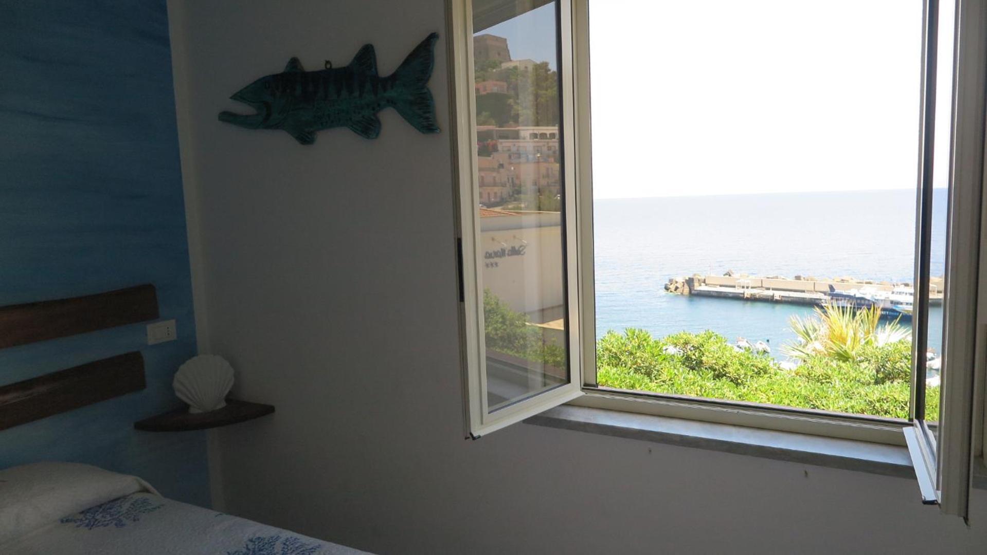 Cottage Sul Mare Isola di Ustica Exterior foto